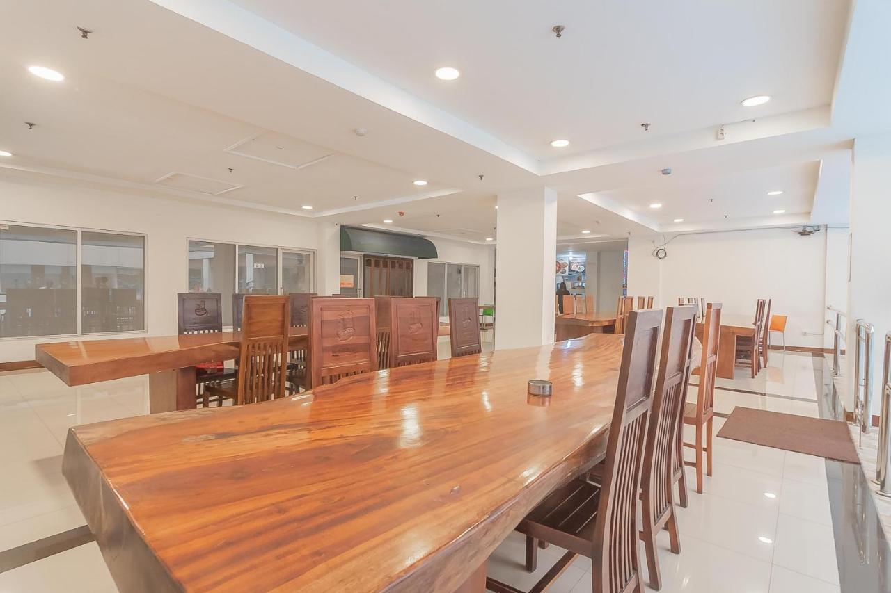 Reddoorz Apartment @ Emerald Towers Bandung Buitenkant foto